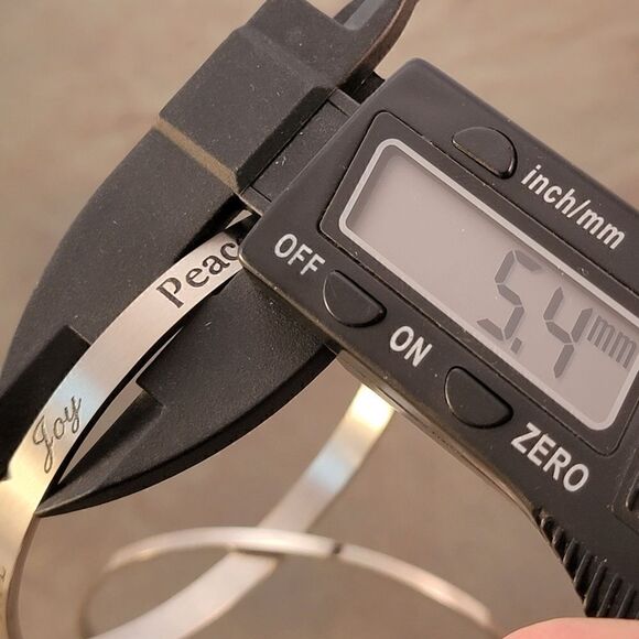 New Word Affirming Abundant Life Bracelet Silver Double Bangle Bracelet - Picture 8 of 9